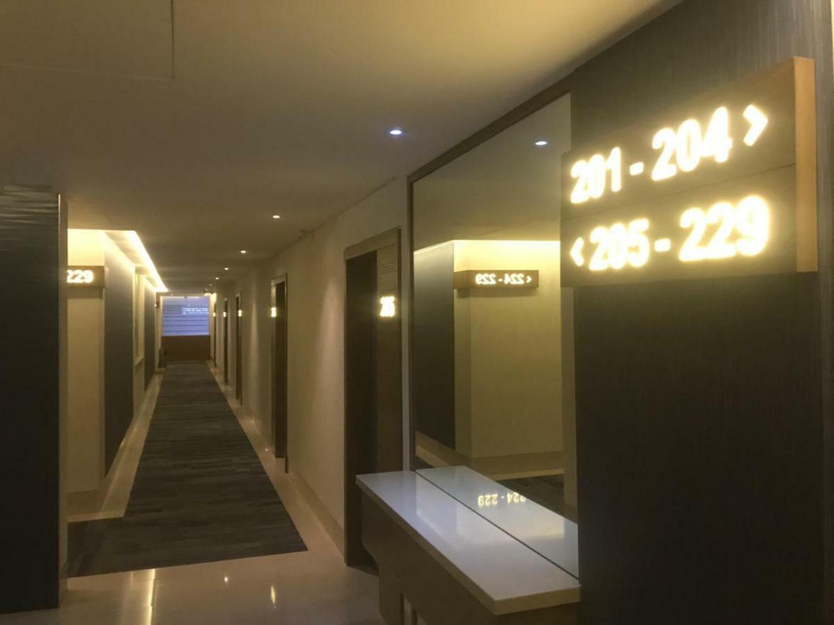 Hotel Expo Abastos กัวดาลาฮารา ภายนอก รูปภาพ